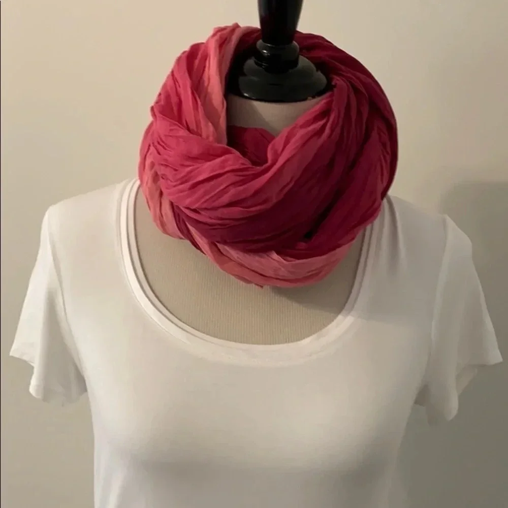 •Longaberger• Horizon of Hope Scarf, like new💕